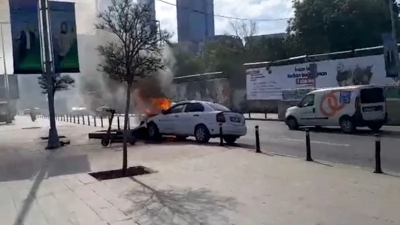 İstanbul Mecidiyeköy'de benzin deposu sızdıran bir otomobil, sürücüsünün el frenini