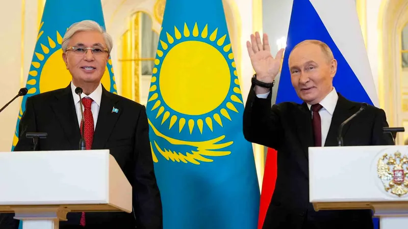 Rusya Devlet Başkanı Vladimir Putin, Cumhurbaşkanı Kasım Cömert Tokayev'in daveti