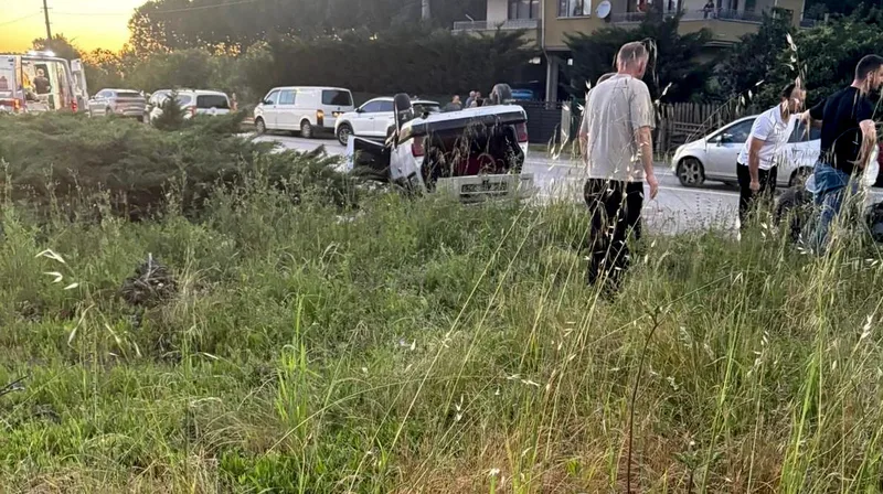 Samsun'un Çarşamba ilçesinde kontrolden çıkan otomobilin takla atması sonucu 6