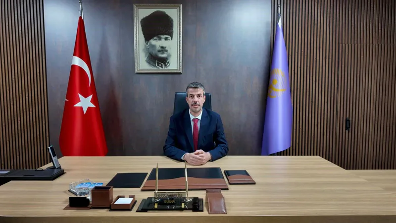 Balıkesir Esnaf ve Sanatkarlar Odaları Birliği Başkanı Rıza Tekin, 9
