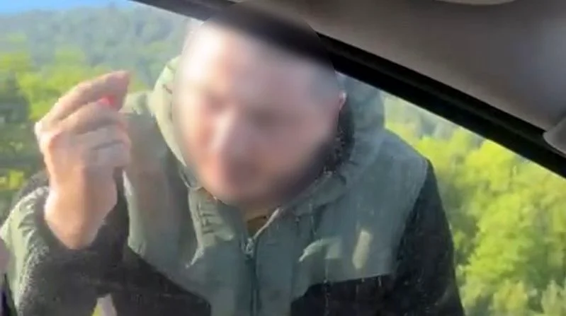 Bayram dönüşü Bolu Dağı Tüneli çıkışında Kastamonu'dan Kocaeli'ye giden bir