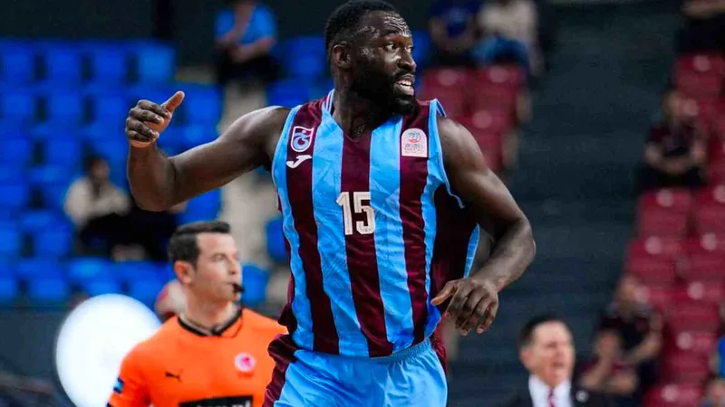 Trabzonspor, Türkiye Sigorta Basketbol Süper Ligi play-off çeyrek finalinde Bahçeşehir