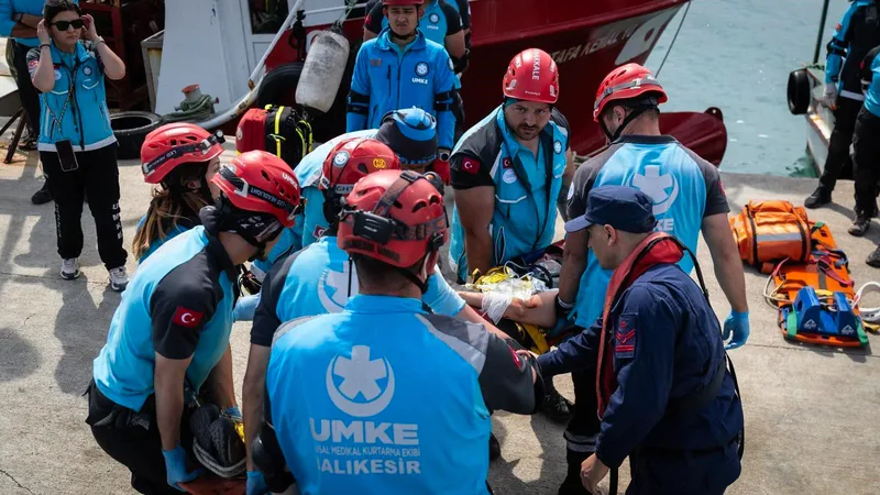 Balıkesir, Çanakkale ve Manisa UMKE ekiplerinin katıldığı bölgesel tatbikatta deprem
