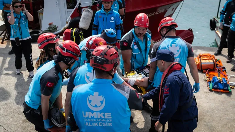 Balıkesir, Çanakkale ve Manisa UMKE ekiplerinin katıldığı bölgesel tatbikatta deprem