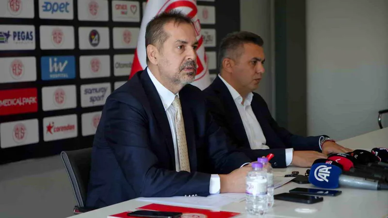 Antalyaspor'da mali ve seçimli genel kurul kararı alındı. 19 Haziran