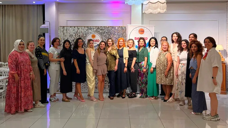 Balıkesir İş Kadınları Derneği (BAİKAD), üyeleri arasındaki dayanışmayı güçlendirmek amacıyla