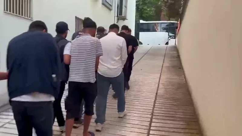 Balıkesir Emniyet Müdürlüğü, Instagram üzerinden sahte yatırım uygulamasıyla vatandaşları dolandıran
