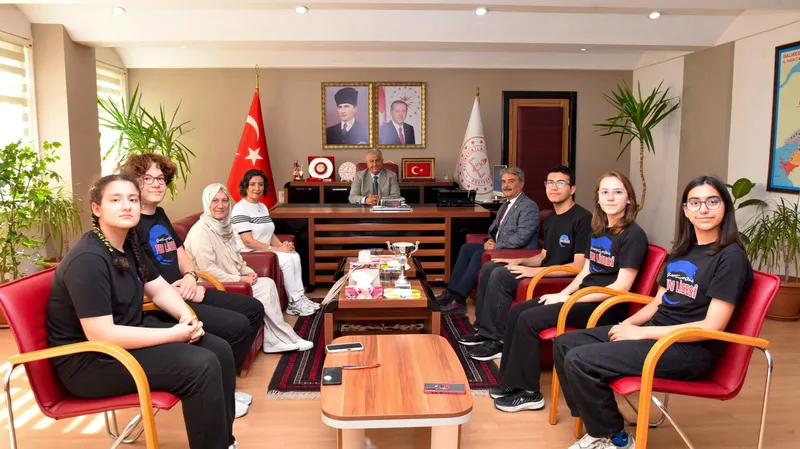 472 proje arasından sıyrılan Karesi Şehit Turgut Solak Fen Lisesi