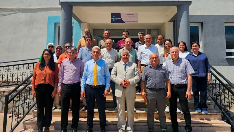 Balıkesir İl Milli Eğitim Müdürü Selehattin Kal, Bigadiç ilçesinde kapsamlı