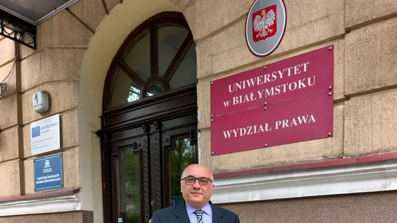 Balıkesir Üniversitesi Hukuk Fakültesi Dekanı Prof. Dr. Mustafa Yasan, Erasmus+