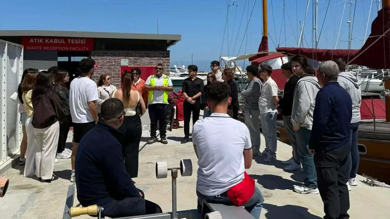 Balıkesir Üniversitesi öğrencileri Ayvalık Setur Marina'da çevre dostu işletmecilik ve
