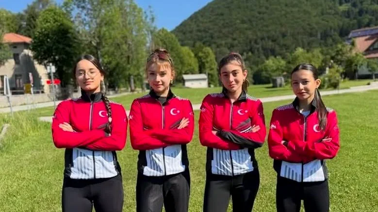 Balıkesir Gençlik ve Spor İl Müdürlüğü bünyesinde yetişen Efsa Sezin