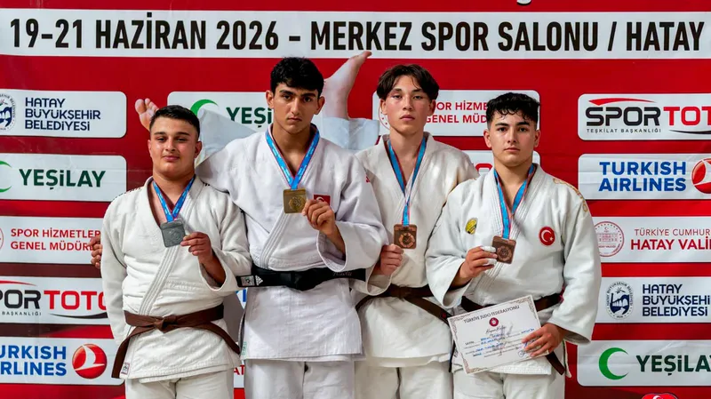 Balıkesirli judocu Furkan Can, Hatay'da düzenlenen Yıldızlar Türkiye Judo Şampiyonası'nda