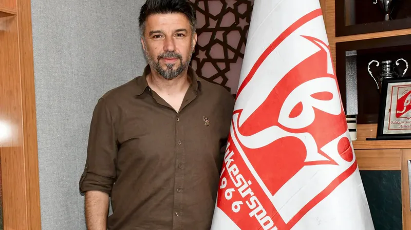 Balıkesirspor, yeni başkan Mert Alper Acar'ın ilk transferini gerçekleştirdi. Aliağa