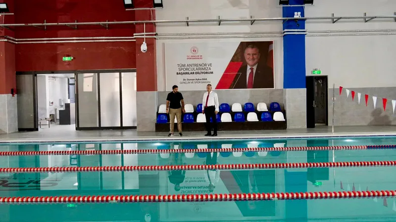 Balıkesir Gençlik ve Spor İl Müdürü Adem Özalp, Bandırma'daki spor