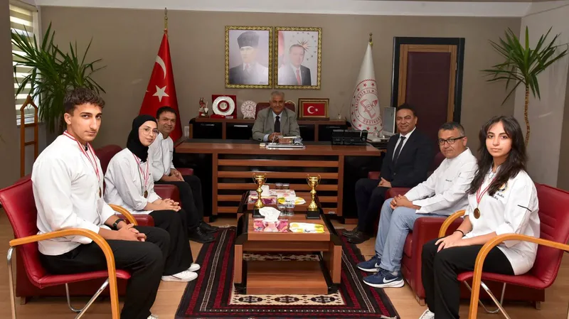 Balıkesir Cunda Turizm MTAL öğrencileri, MEB 2. Uluslararası Gastronomi ve