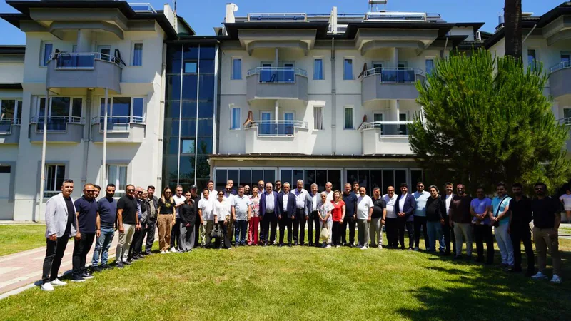 Edremit Belediye Başkanı Mehmet Ertaş, 47 mahallede yürütülen ortak akıl