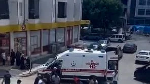 Elazığ'ın Olgunlar Mahallesi'nde meydana gelen kazada sürücü hafif yaralandı. Motosiklet,
