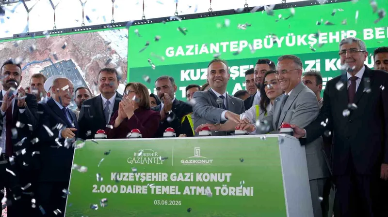 Sanayi ve Teknoloji Bakanı Mehmet Fatih Kacır, Gaziantep'te 2 bin