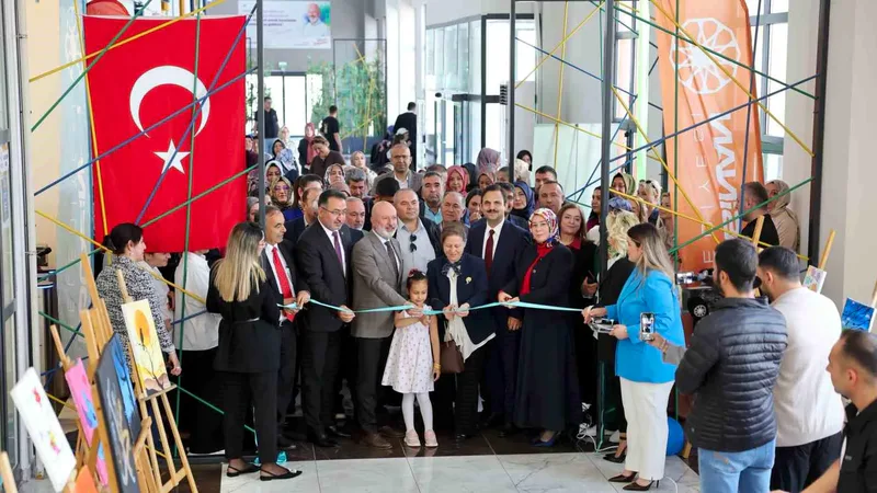 Kocasinan Belediyesi ile Halk Eğitimi Merkezi iş birliğinde açılan kursların