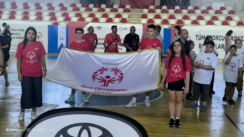 Edremit'te düzenlenen Özel Olimpiyatlar Türkiye Oyunları, 5 ilçeden 150 özel
