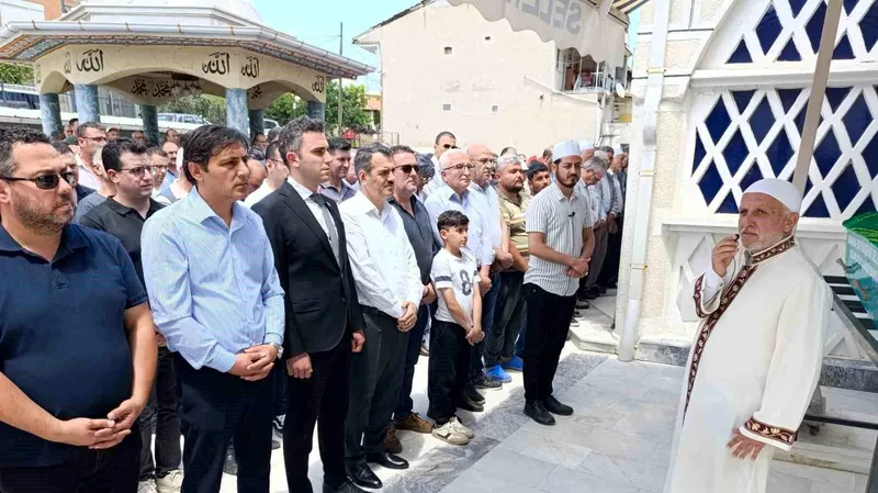 Denizli Sarayköy'deki facia kazasında hayatını kaybeden 50 yaşındaki otobüs şoförü
