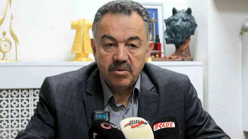Sivasspor'da başkanlık arayışı sürüyor. Divan Kurulu Başkanı Ali Yavuz, önümüzdeki
