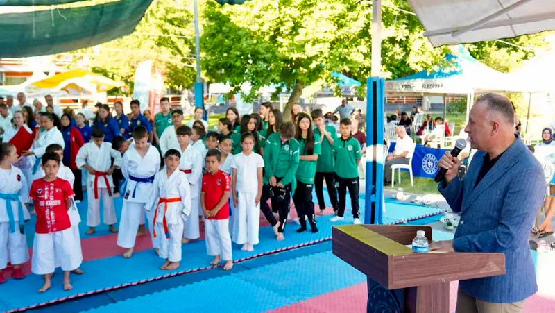 Türkiye'de bir ilke imza atılarak plaj kumunda düzenlenen Son Kurşun