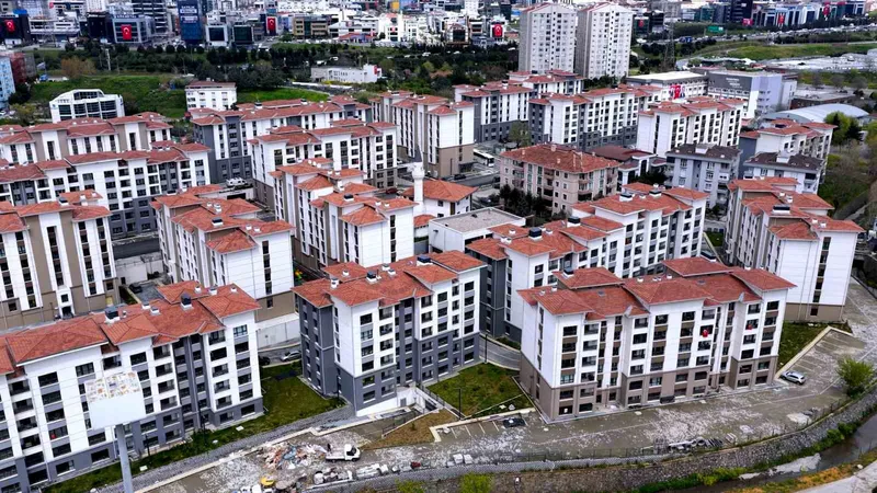 Çevre, Şehircilik ve İklim Değişikliği Bakanı Murat Kurum, İstanbul Ataşehir