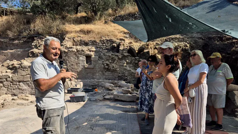 Edremit Altınoluk'taki Antandros Antik Kenti kazılarında kilise, vaftizhane ve eşsiz
