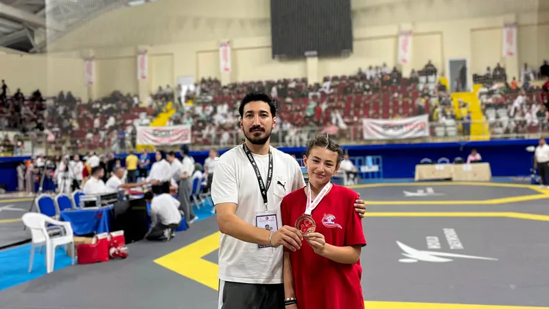 Balıkesir'i temsilen Isparta'da düzenlenen Minikler Türkiye Taekwondo Şampiyonası Batı Grubu