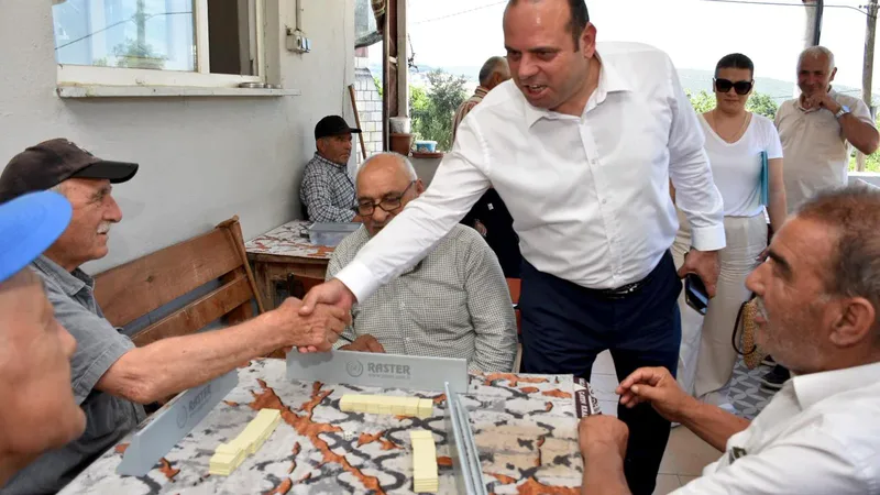 Balıkesir Büyükşehir Belediyesi, 20 ilçedeki 1133 mahalle muhtarını düzenli olarak