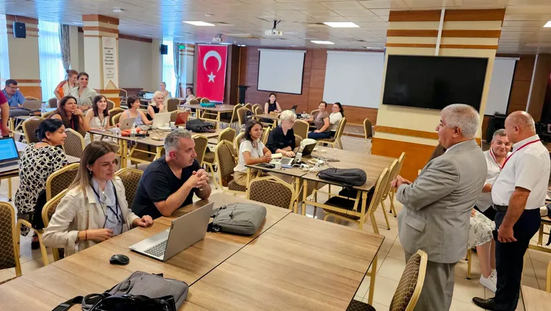 Balıkesir'in Ayvalık ilçesinde düzenlenen Ders Materyali İnceleme ve Değerlendirme Çalıştayı,