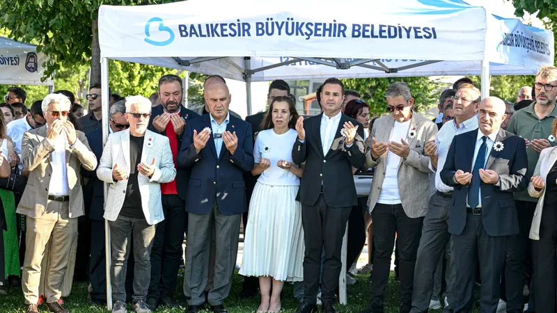 Balıkesir Büyükşehir Belediye Başkanı Ahmet Akın'ın katılımıyla Çamlık Tepesi'nde inşa