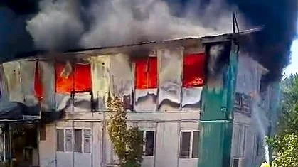 Balıkesir ile Bigadiç ilçesi arasındaki DSİ yerleşkesinde çıkan yangında iki