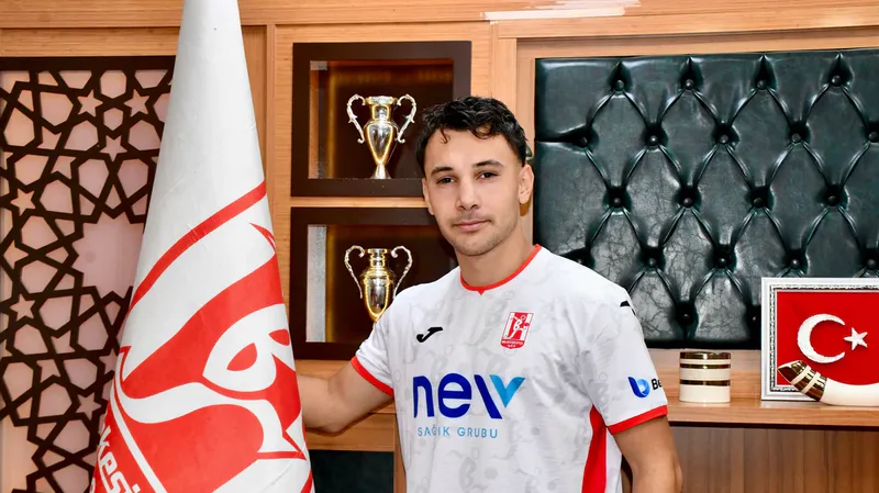 Nesine 3. Lig ekibi Balıkesirspor, yeni sezon öncesi kaleci Yasin