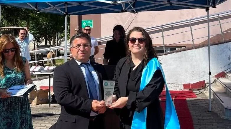 Balıkesir Üniversitesi Bigadiç Meslek Yüksekokulu, 19. dönem mezunlarını görkemli bir