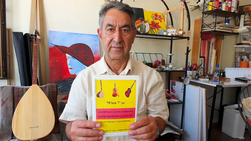 Burhaniye'de 12 yılı aşkın süredir enstrüman eğitmenliği yapan Hüseyin Arslan,