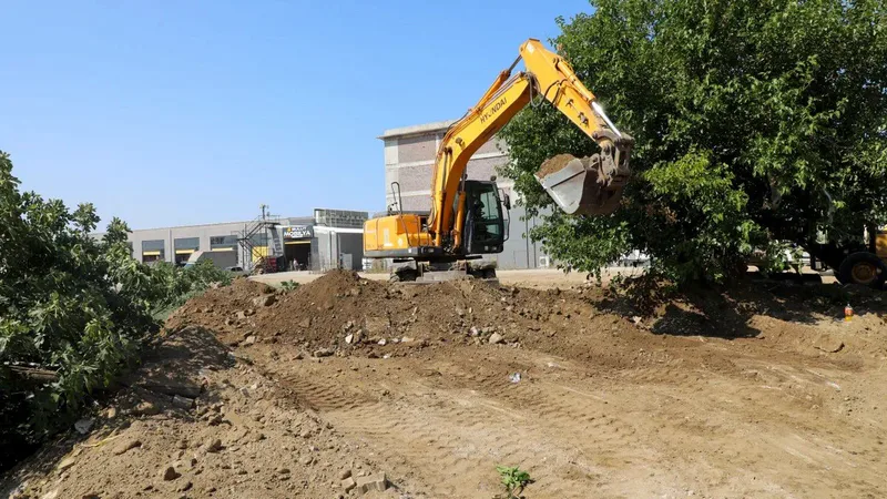Edremit Belediyesi, E-87 Karayolu üzerinde trafik yoğunluğunu azaltmak amacıyla Yolören