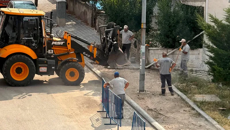 İvrindi Belediyesi, kırsaldan merkeze uzanan yoğun hizmet atağıyla bir günde