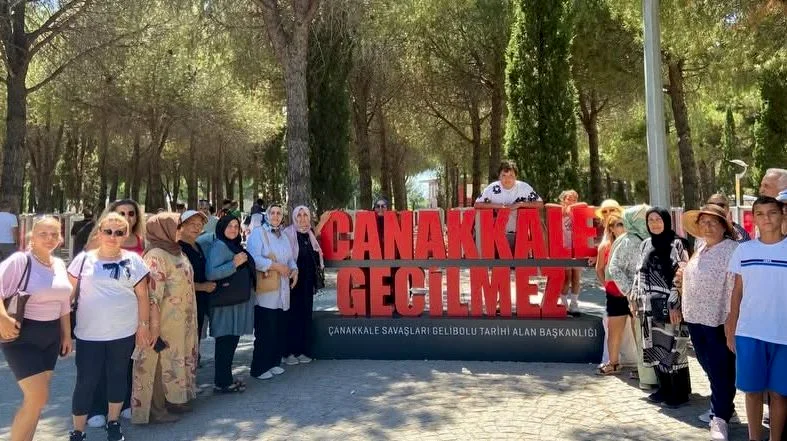 Marmara Adalar Belediyesi, Topağaç ve Asmalı Mahallesi sakinlerini Çanakkale'nin tarihi