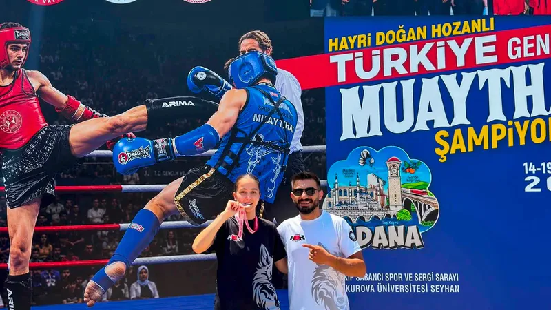 Balıkesir Büyükşehir Belediye Spor Kulübü sporcusu Sümeyra Ömrüm Ertekin, U18