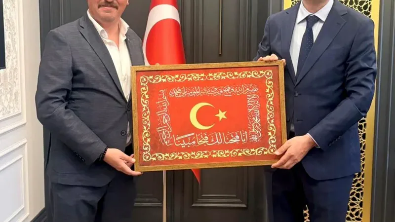 AK Parti Edremit İlçe Başkanı Rıfat Ertaş ve yönetim kurulu