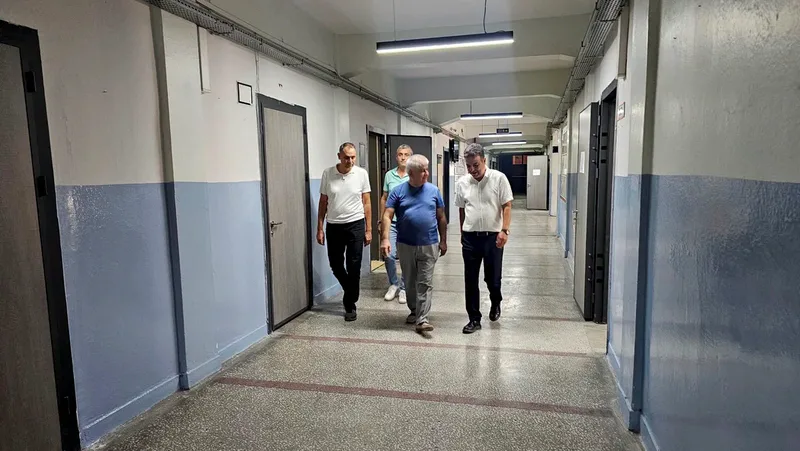 Balıkesir İl Milli Eğitim Müdürü Selehattin Kal, Balıkesir Lisesi'nde düzenlenen