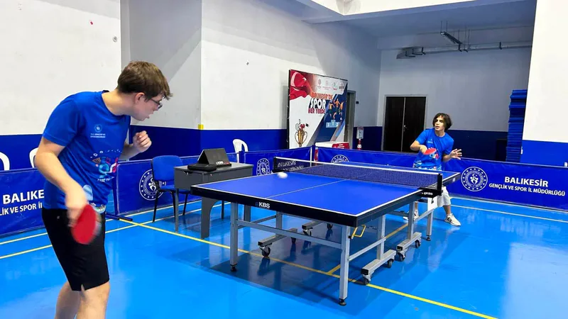 Balıkesir Gençlik ve Spor İl Müdürlüğü koordinesinde düzenlenen Minikler, Küçükler