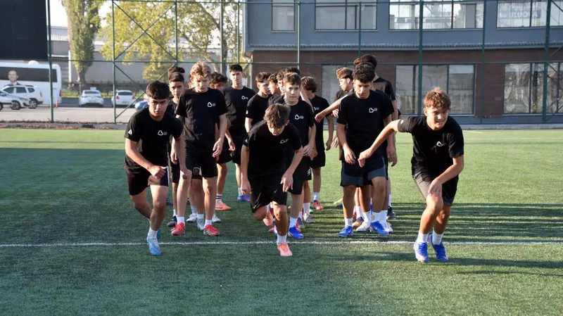 Balıkesir Büyükşehir Belediye Spor Kulübü U15 futbol takımı, yeni sezon