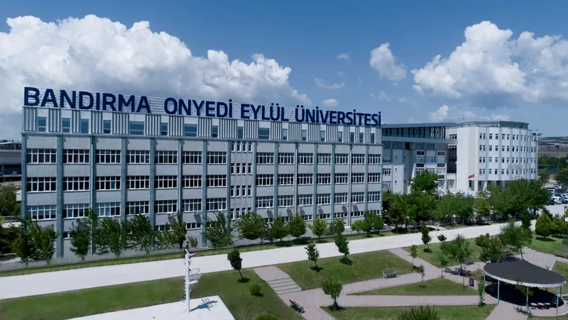 Bandırma Onyedi Eylül Üniversitesi Rektörü Prof. Dr. İsmail Boz, YKS