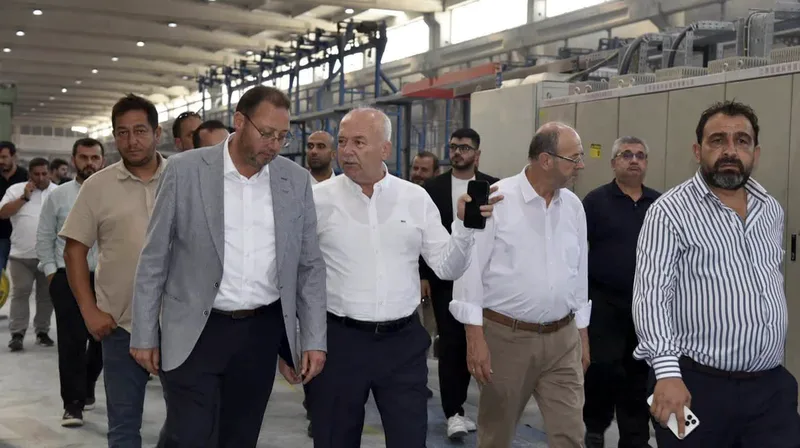 Dursunbey Belediye Başkanı Ramazan Bahçavan, MÜSİAD koordinasyonunda gelen yatırımcı heyetini