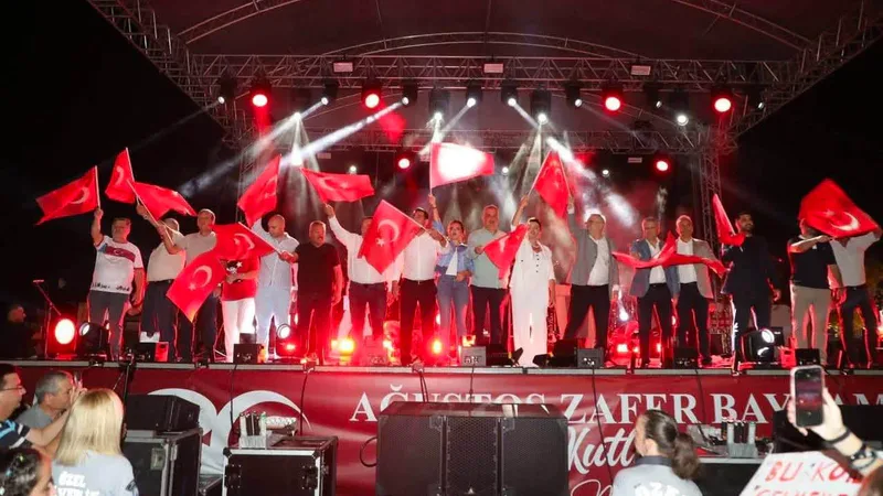 Edremit Belediyesi, 30 Ağustos Zafer Bayramı'nın 104. yıl dönümünü geleneksel