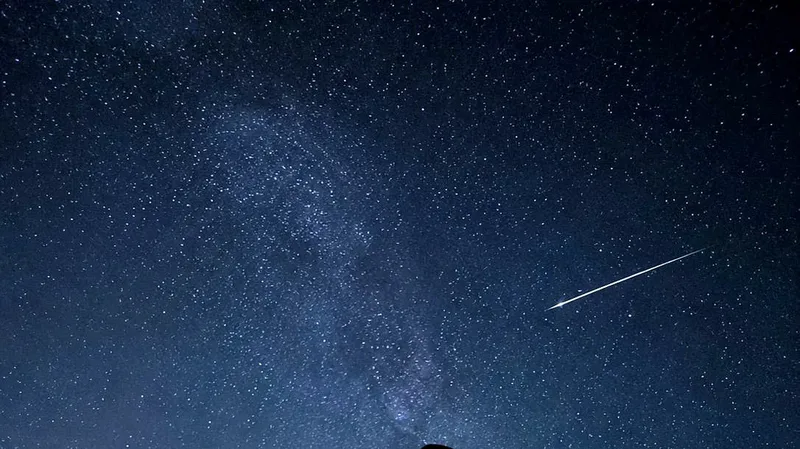 Her yıl ağustos ayında görsel şölen sunan Perseid meteor yağmuru,